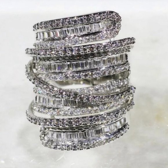 Jewelry - NEW 6.4 CT Silver Baguette Round Diamond Ring